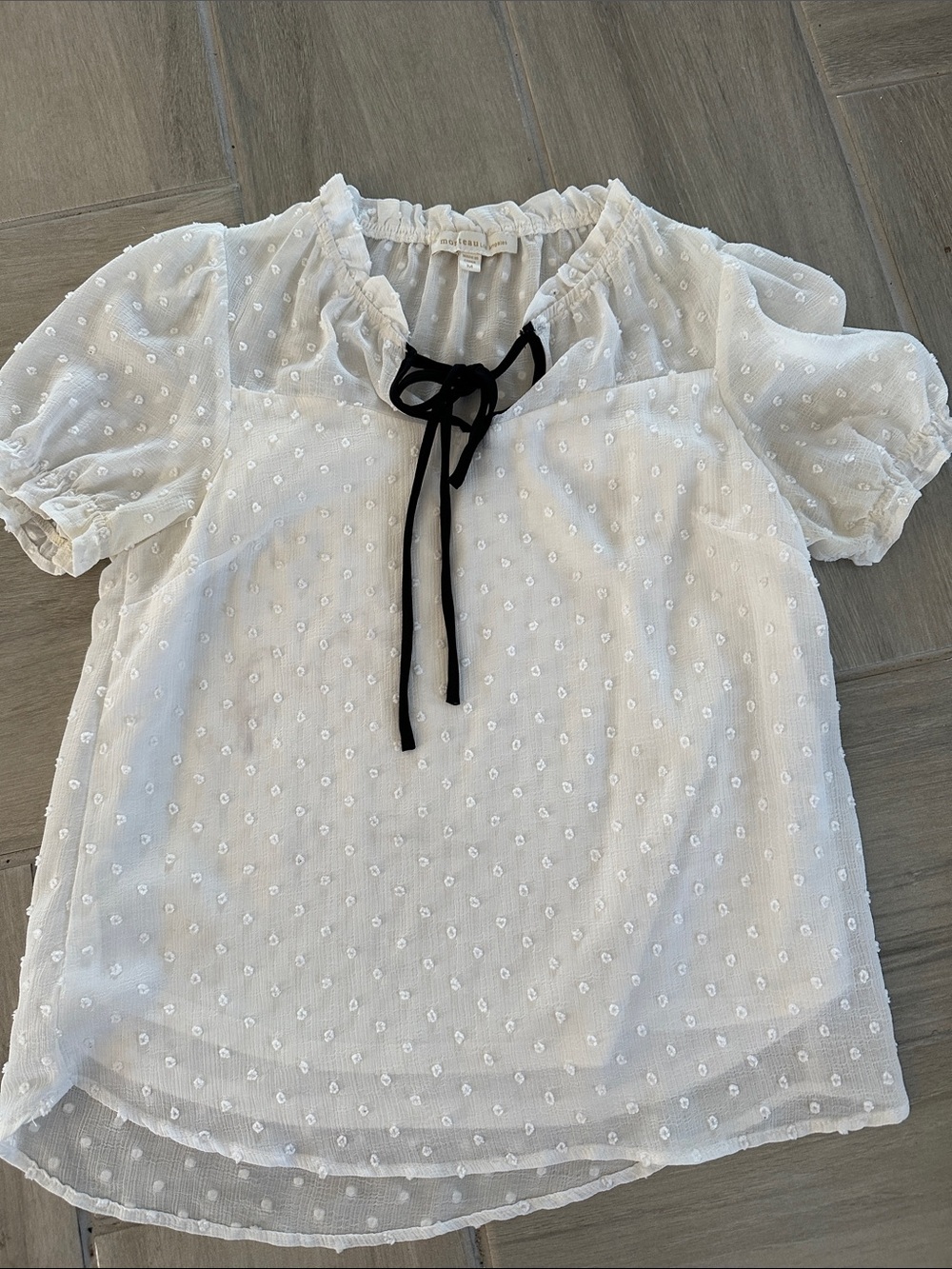 Monteau White Swiss Dot Tie-Neck Puff Sleeve Blouse